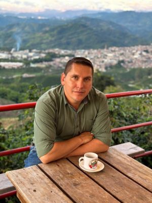 5B7F8787-2E3F-4703-A868-3BE2360F4B18_1_105_c